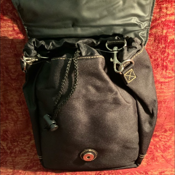 Vintage WB Looney Tunes small nylon backpack 🐰🐰 - Picture 4 of 6